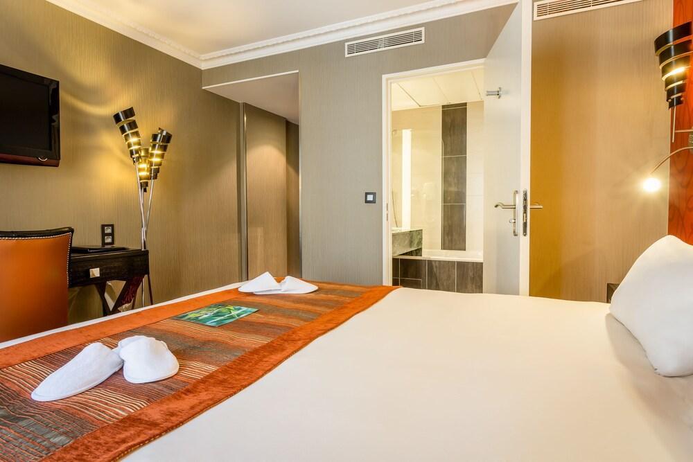 Western Opéra Batignolles Hotel